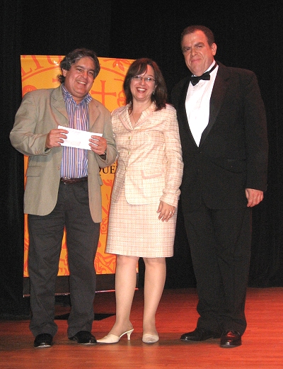 Víctor Meléndez Dohnert recibe el tercer premio